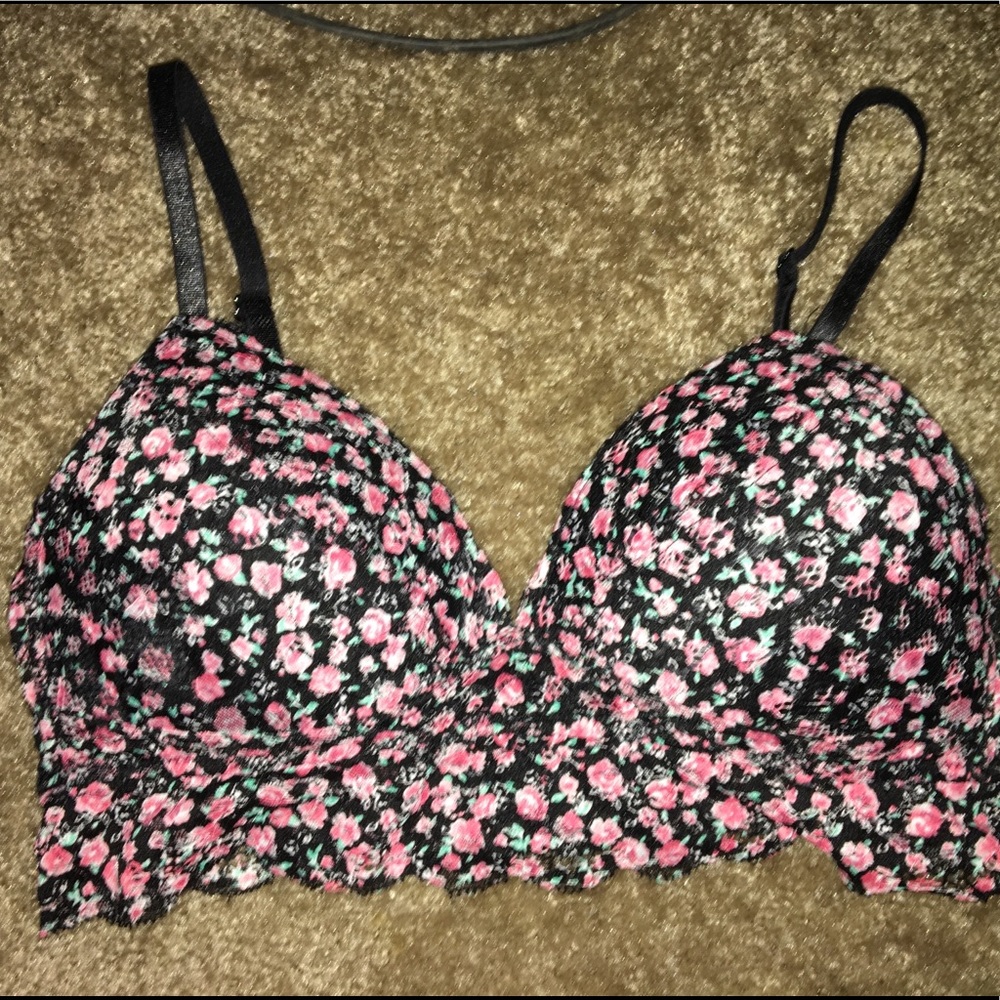 🌈🌸Laura Ashley floral bralette🌟